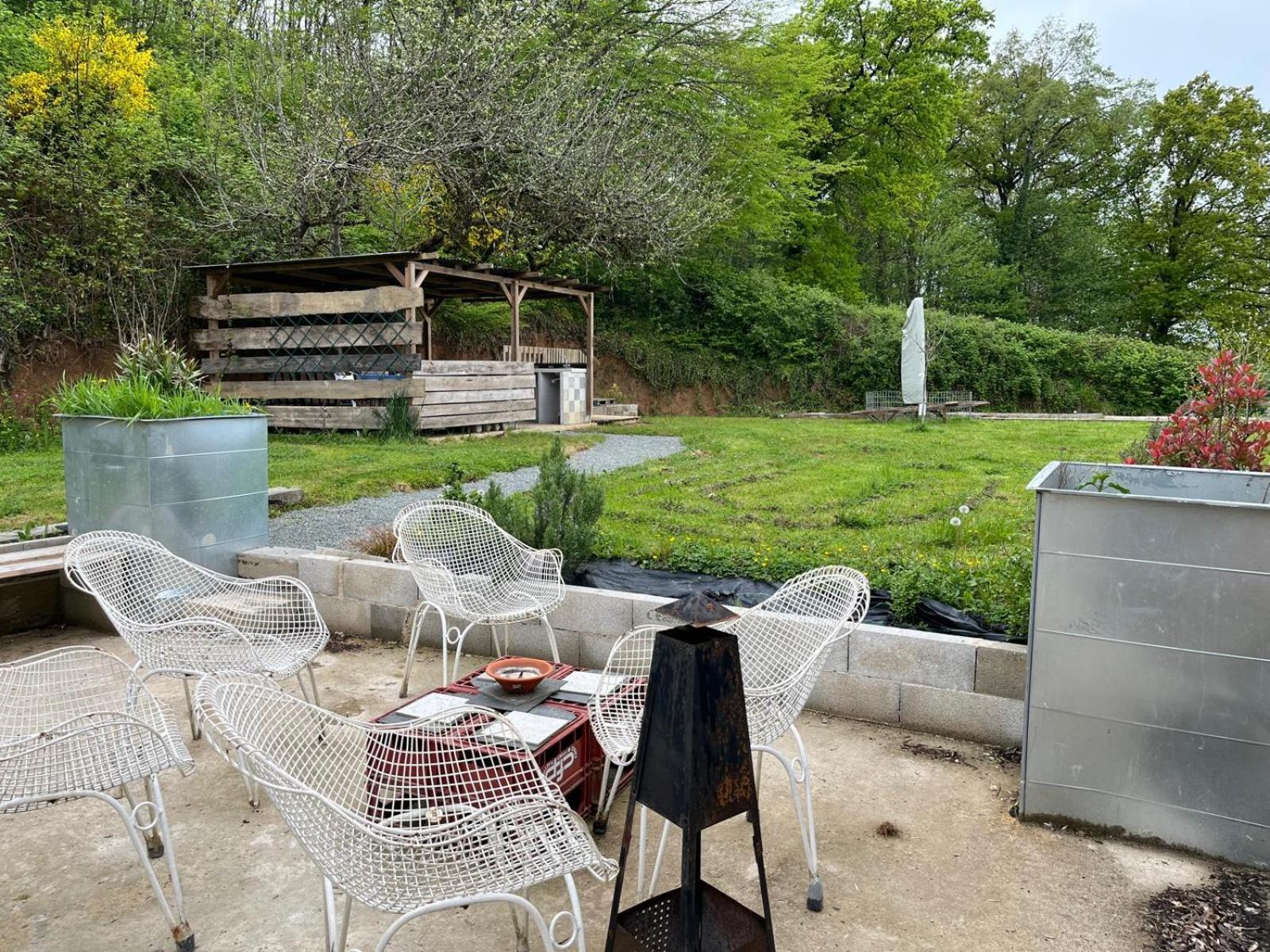 Domaine Du Pavillon Gite 15 Personnes Issy-l'Eveque Zewnętrze zdjęcie